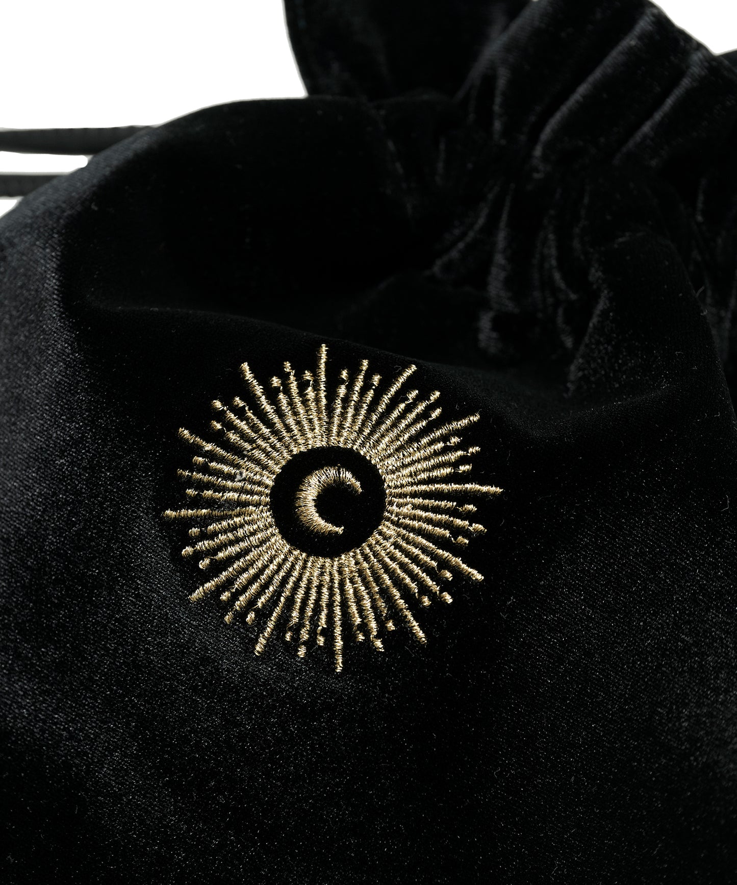 embroidery ベロアショルダーバッグ