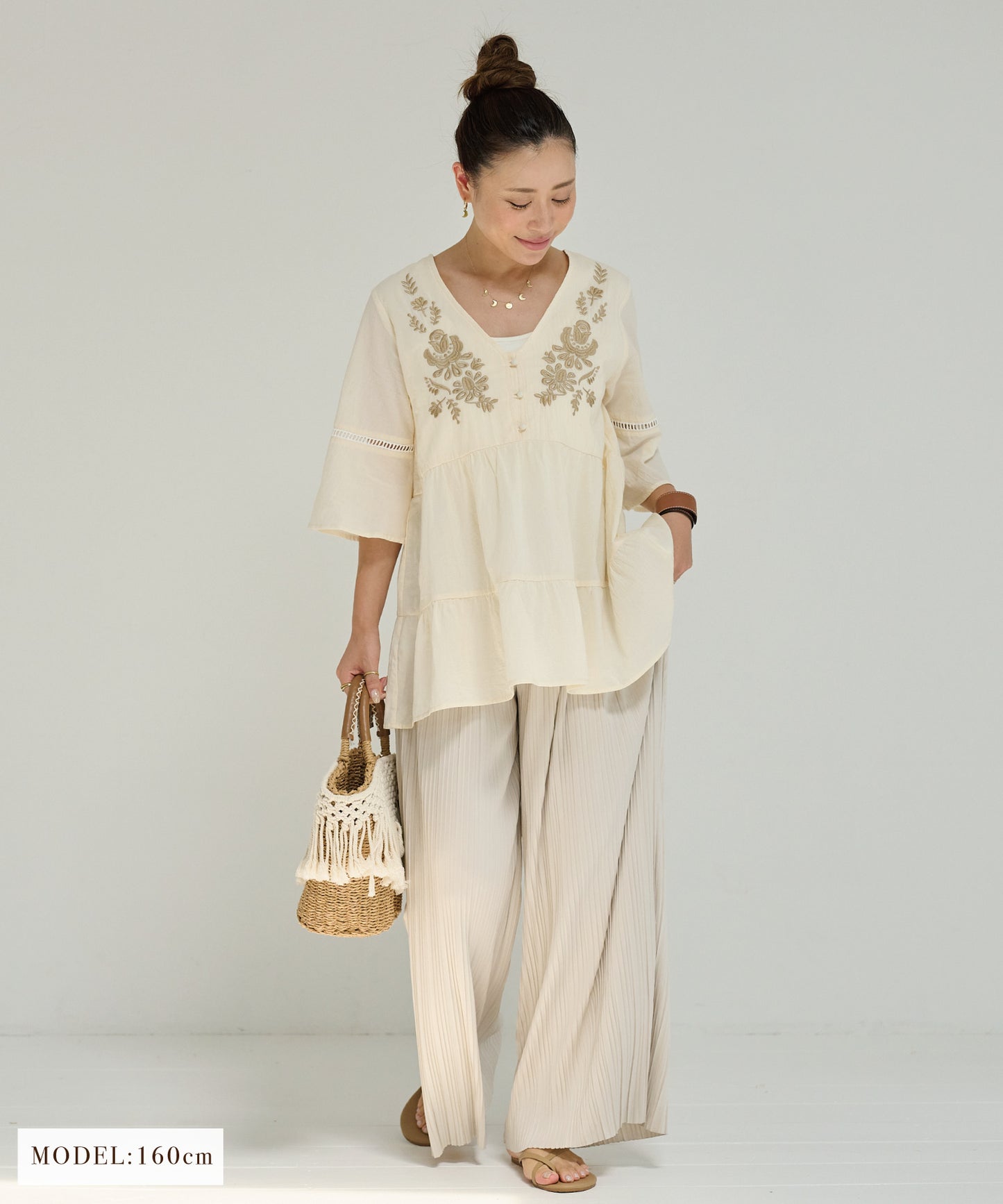 embroideryチュニック