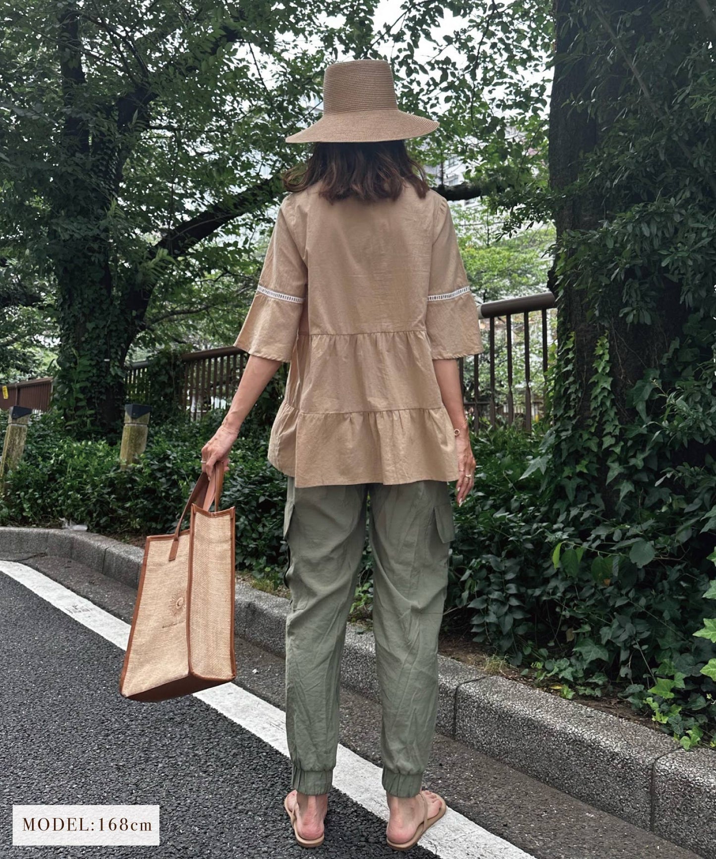 embroideryチュニック