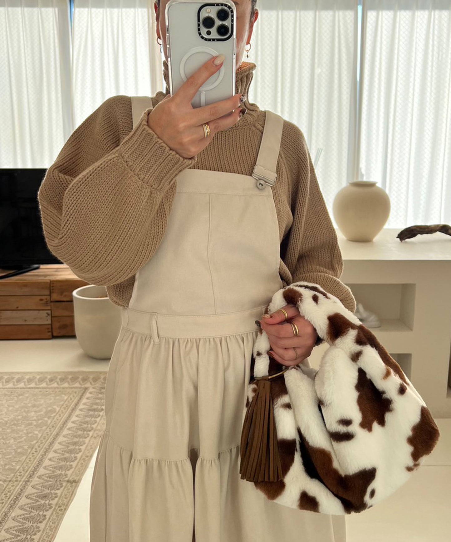 ふわふわcowバッグ