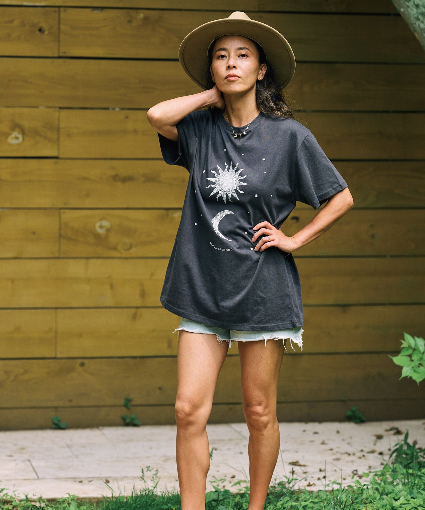 sun&moon Tシャツ
